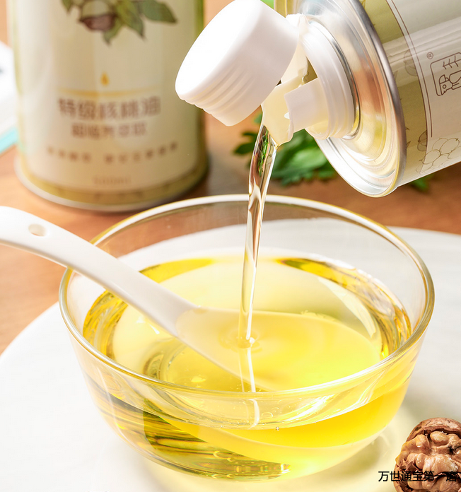 <b>大豆油的功效与作用</b> <b>大豆油的功效与作用</b>?